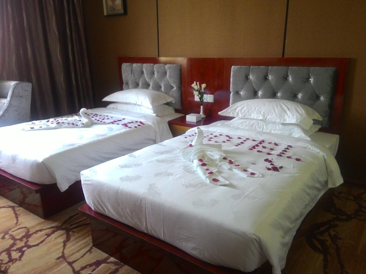 Apollo Hotel Rangun Zewnętrze zdjęcie